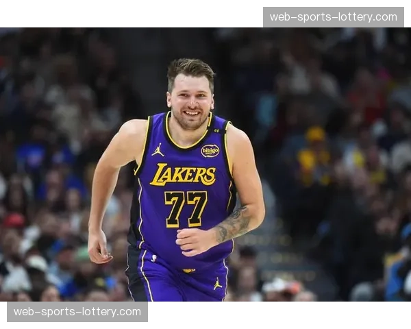 东契奇因伤无限期缺阵，湖人系列赛不期待其复出